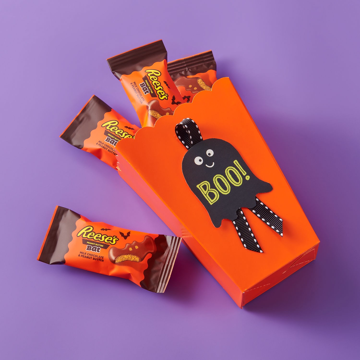 slide 8 of 8, Reese's Milk Chocolate Snack Size Peanut Butter Bats, Halloween Candy Bag, 9.6 oz, 9.6 oz