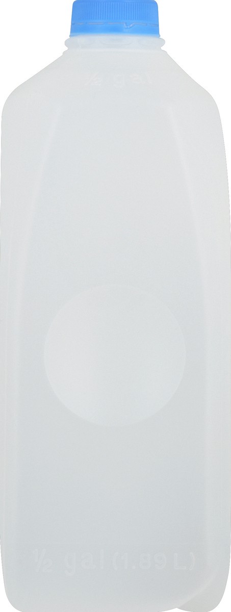 slide 4 of 6, Sarah Farms Milk 0.5 gl, 1/2 gal