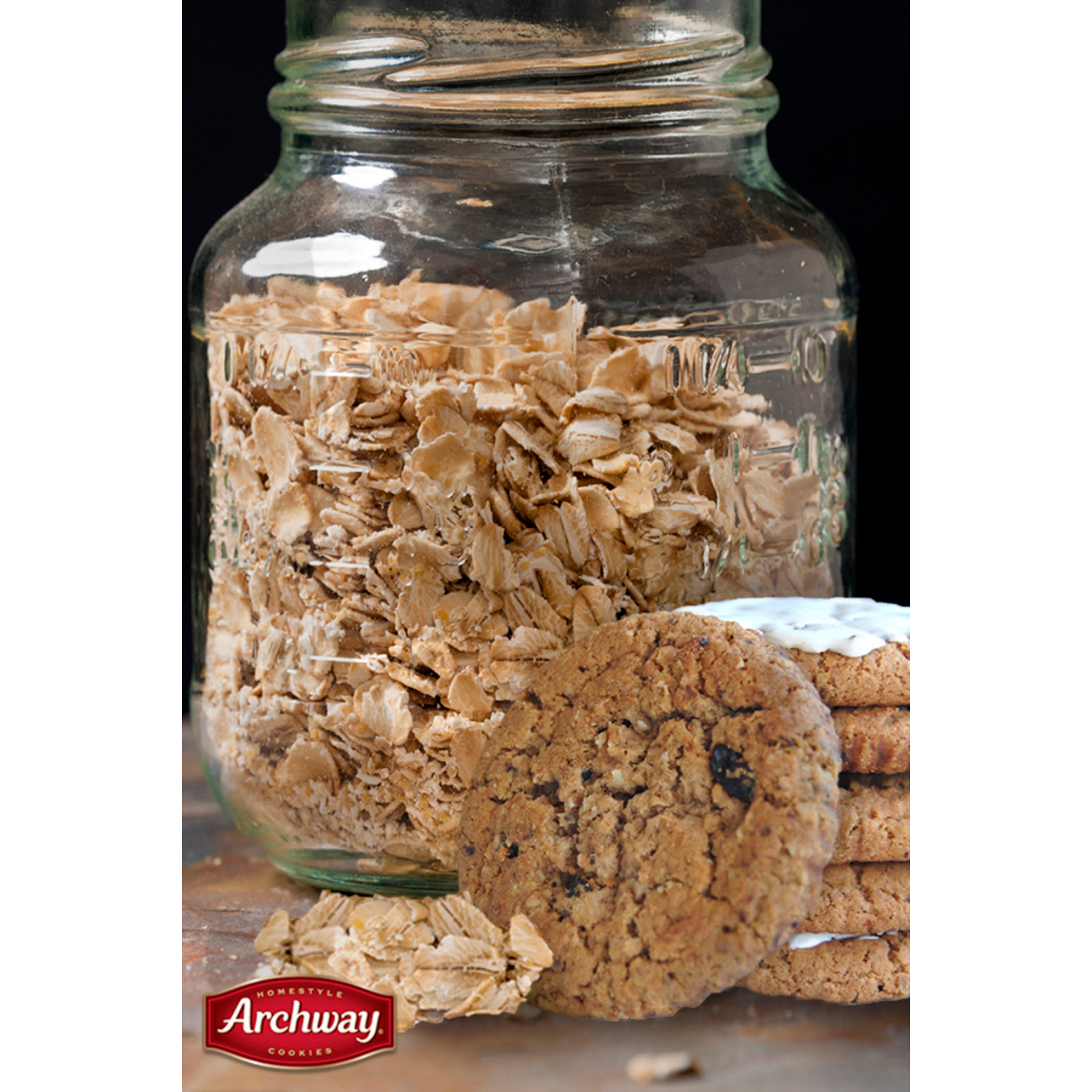 slide 4 of 5, Archway Cookies Classic Soft Oatmeal Raisin Cookies, 9.25 oz