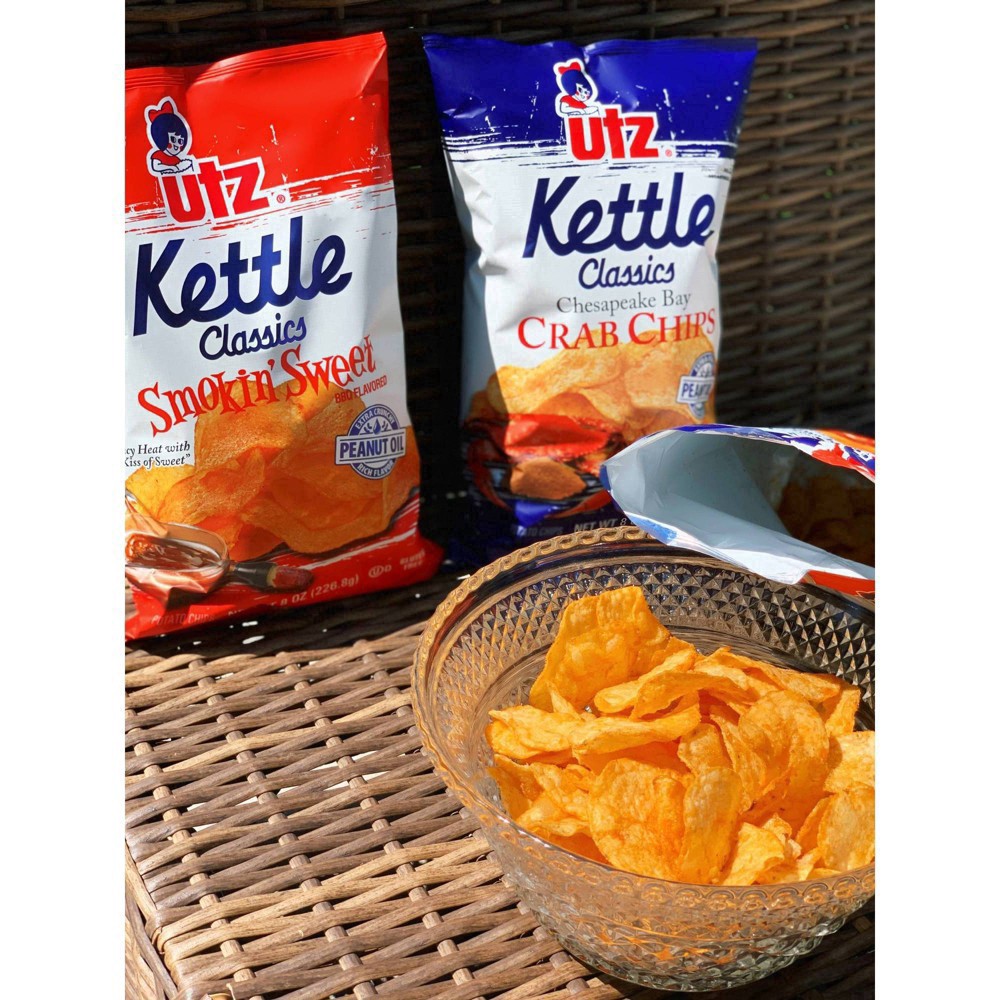 slide 22 of 26, Utz Potato Chips 8 oz, 8 oz