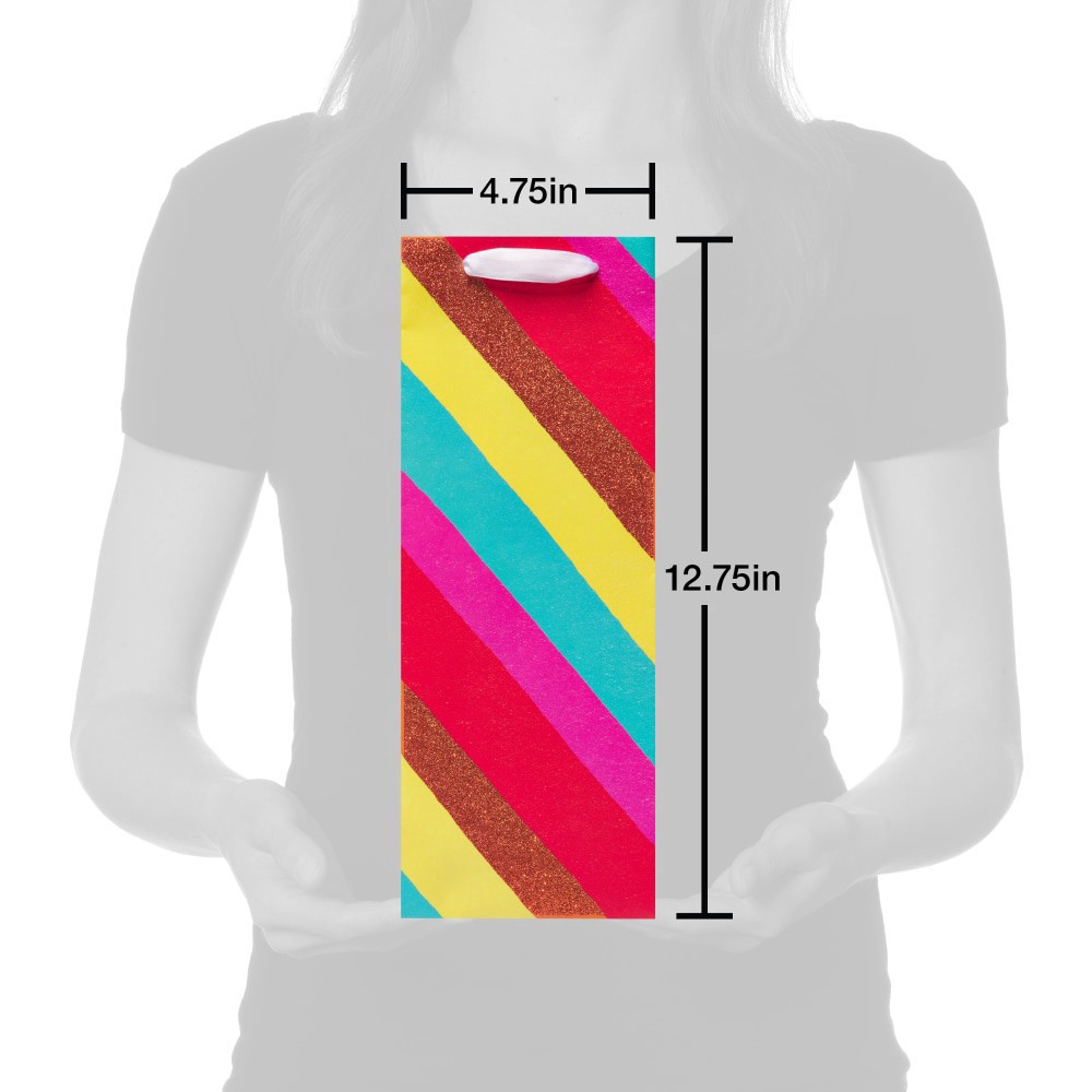 slide 2 of 4, American Greetings Gift Bag 1 ea, 1 ct