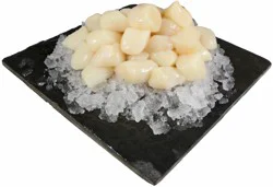 Previously Frozen 30/40 Count Dry Pack Bay Scallops