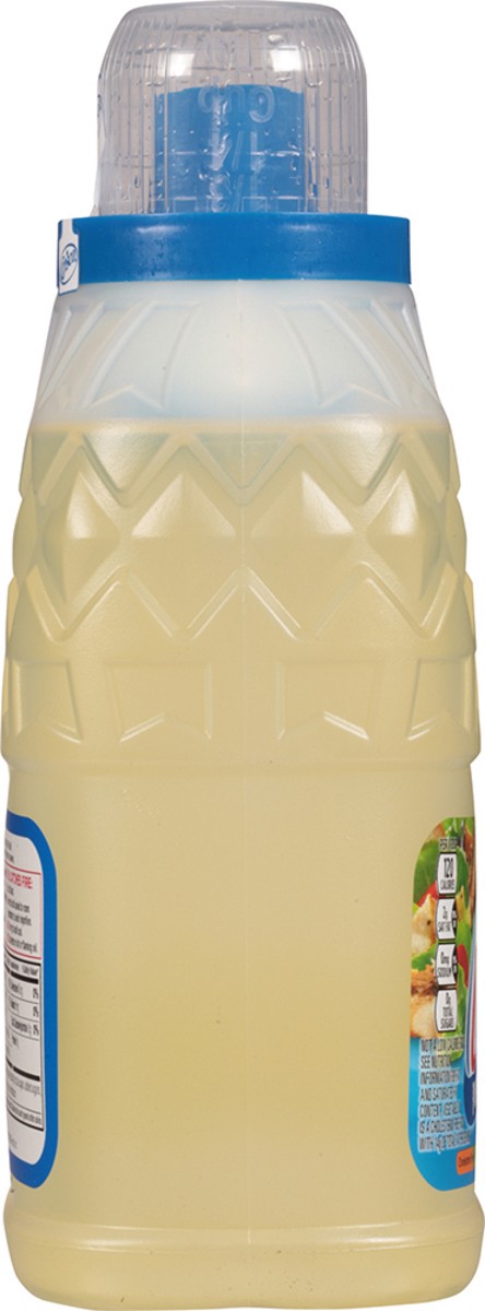 slide 3 of 8, Crisco Vegetable Oil, 64 oz
