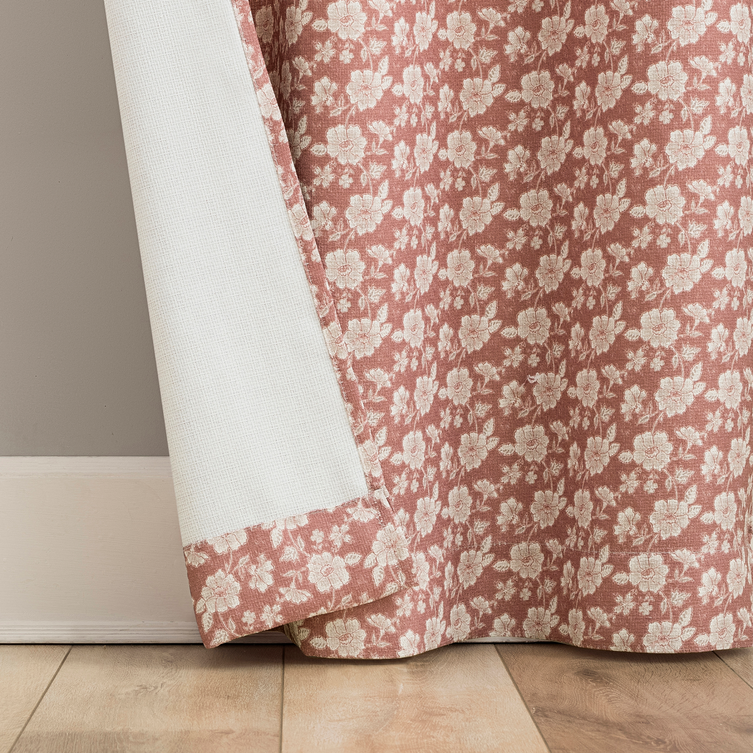 slide 4 of 6, Trinity, 40 x 84 