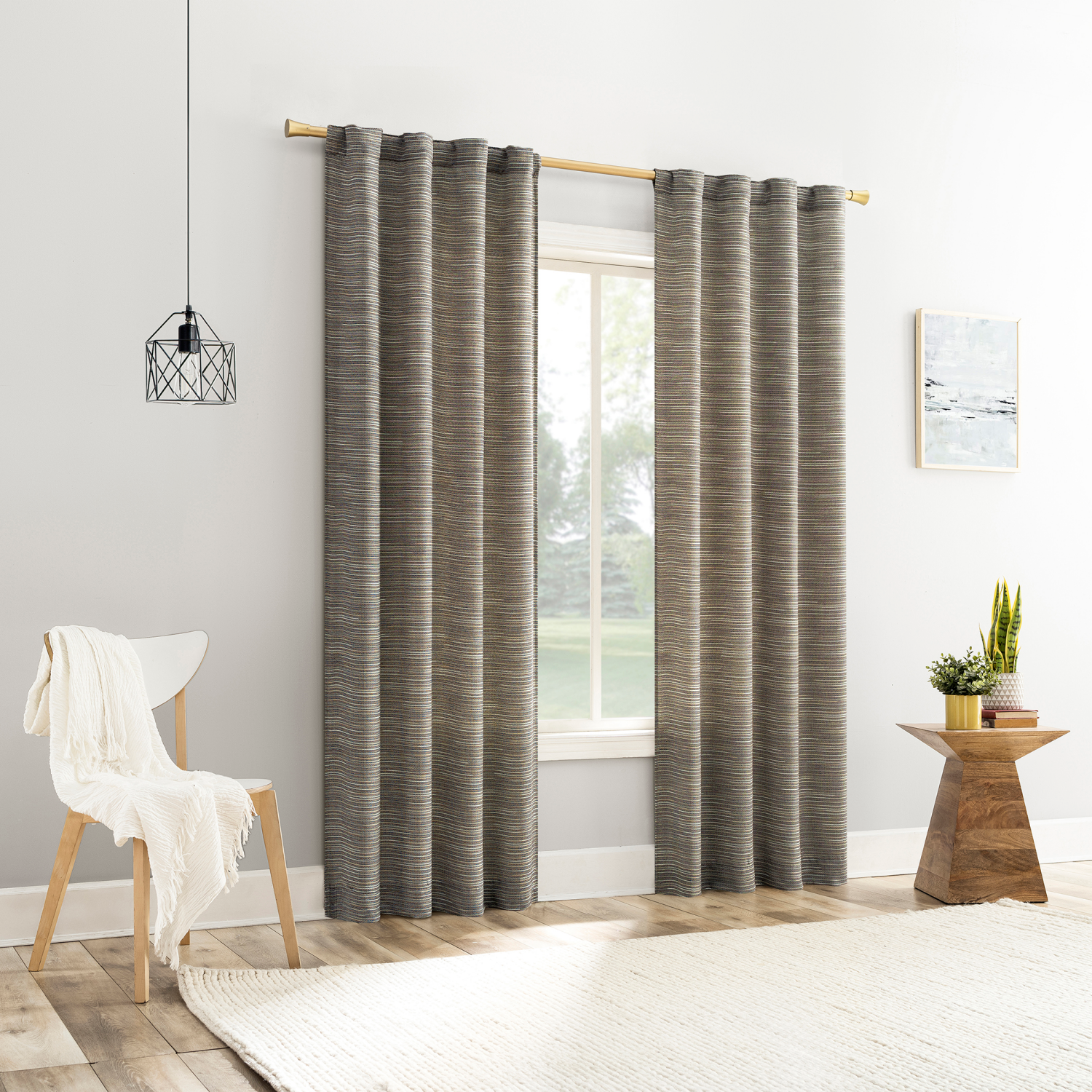 slide 4 of 4, Solano, 40 x 63 