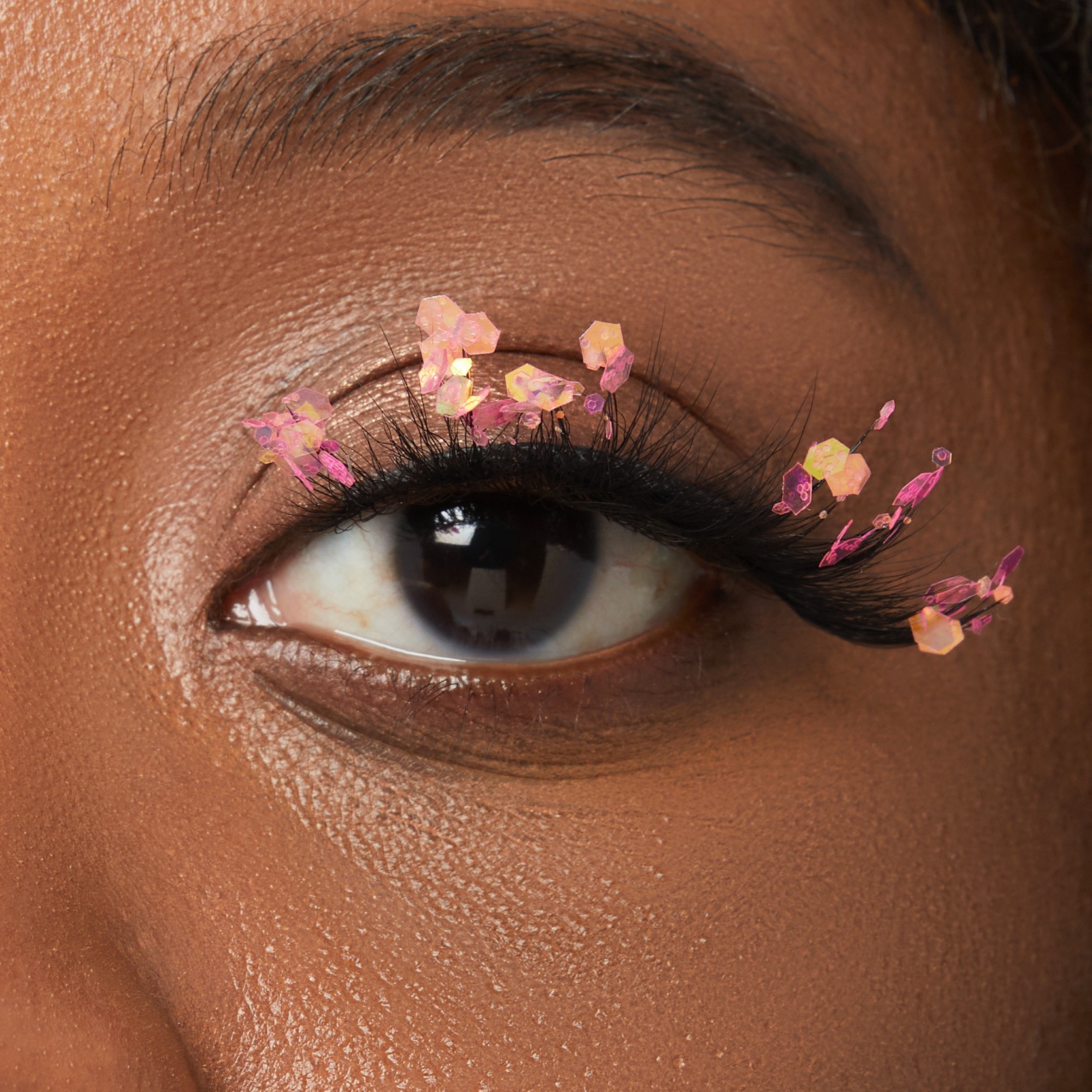 slide 3 of 5, KISS Halloween Limited Edition Scary Clown False Eyelashes, 1 Pair - Hallo-Queen, 1 ct