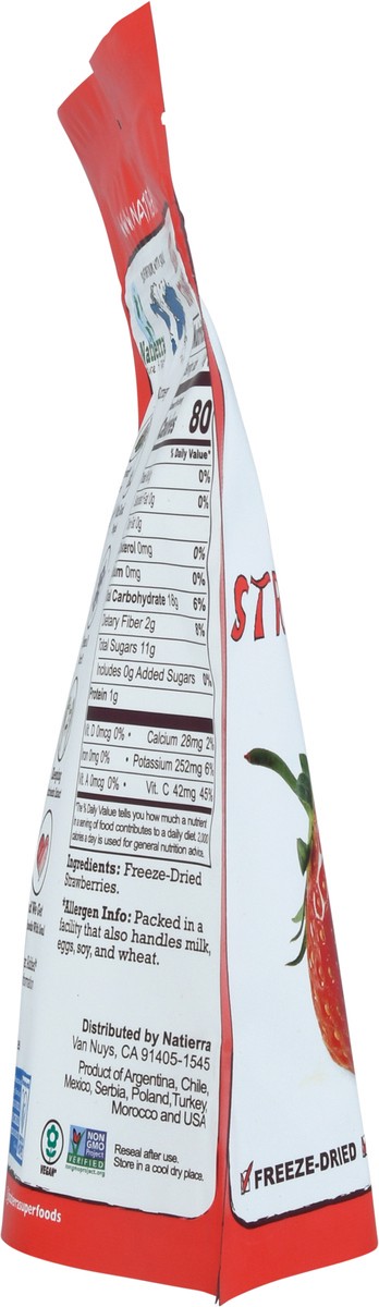 slide 6 of 12, Natierra Premium Strawberries 0.7 oz Pouch, 0.7 oz