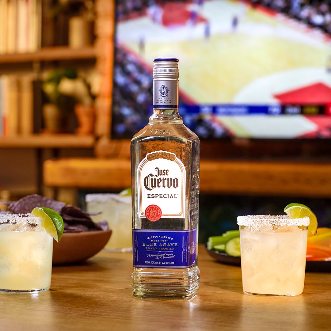 slide 9 of 9, Jose Cuervo Especial Silver Tequila with Margarita Mix 80 Proof - 750 ml, 750 ml