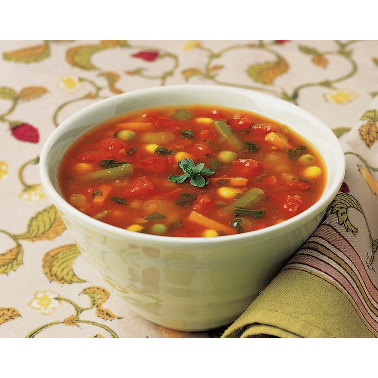 slide 36 of 91, Amy's Kitchen Chunky Vegetable Soup, 14.3 oz