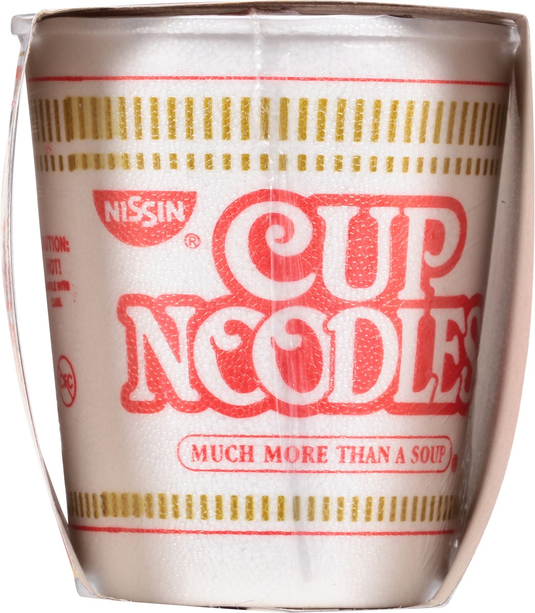 slide 4 of 9, Nissin Original Cup Noodles Chicken, 2.25 oz