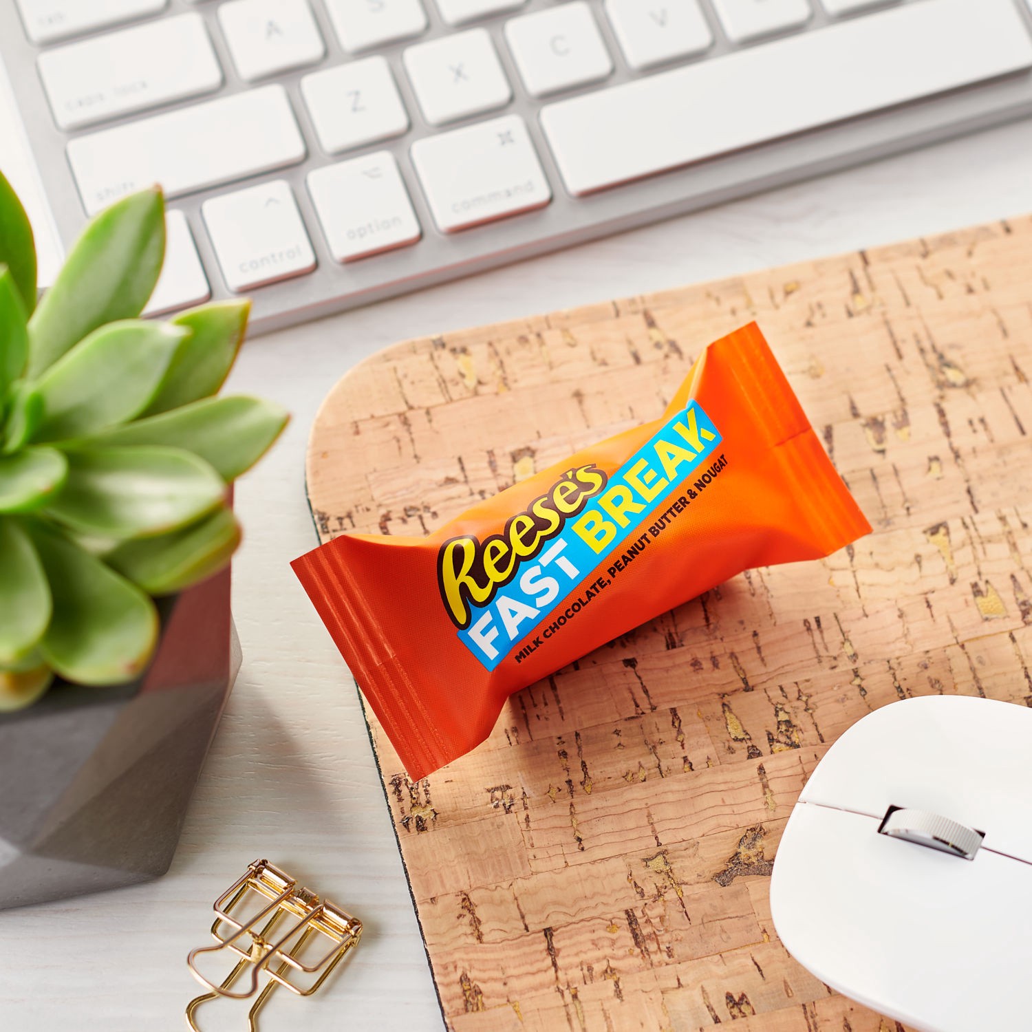 slide 2 of 9, Reese's Fastbreak Snack Size Bag, 4.69 Oz, 4.69 oz