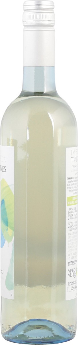 slide 7 of 9, Twin Vines White Wine 750 ml, 750 ml