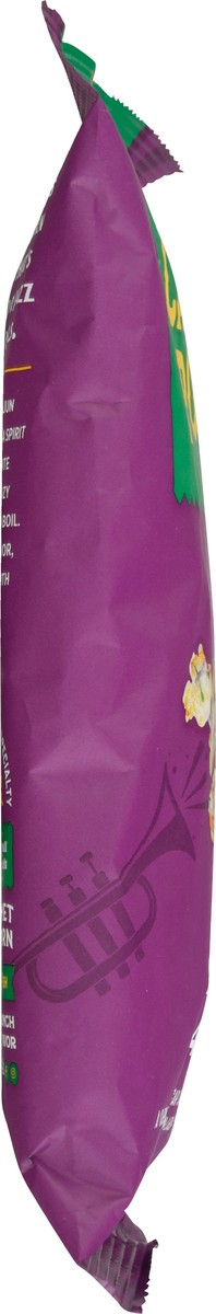 slide 5 of 12, Cajun Pop King Cake, 9 oz