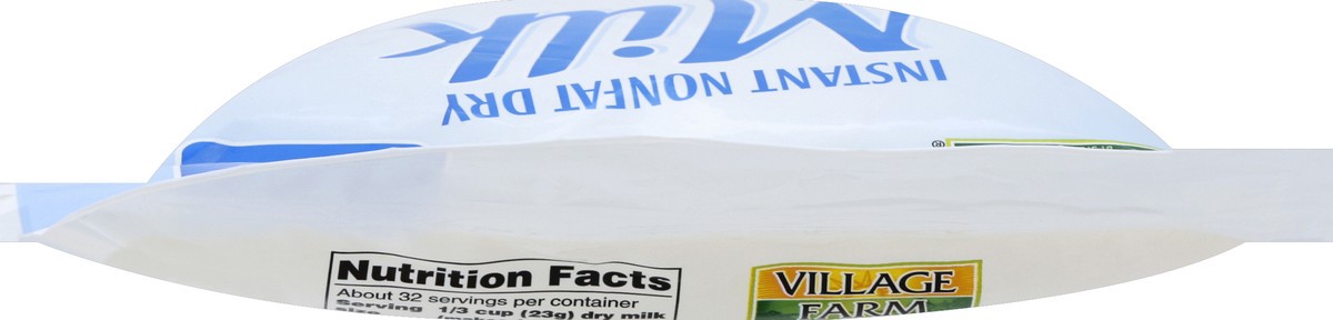 slide 2 of 4, Village Farm Milk 25.6 oz, 25.6 oz