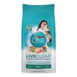 Purina One Live Clear Adult Cat Food Chicken