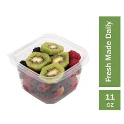 Fresh Cut Berry Kiwi Cup