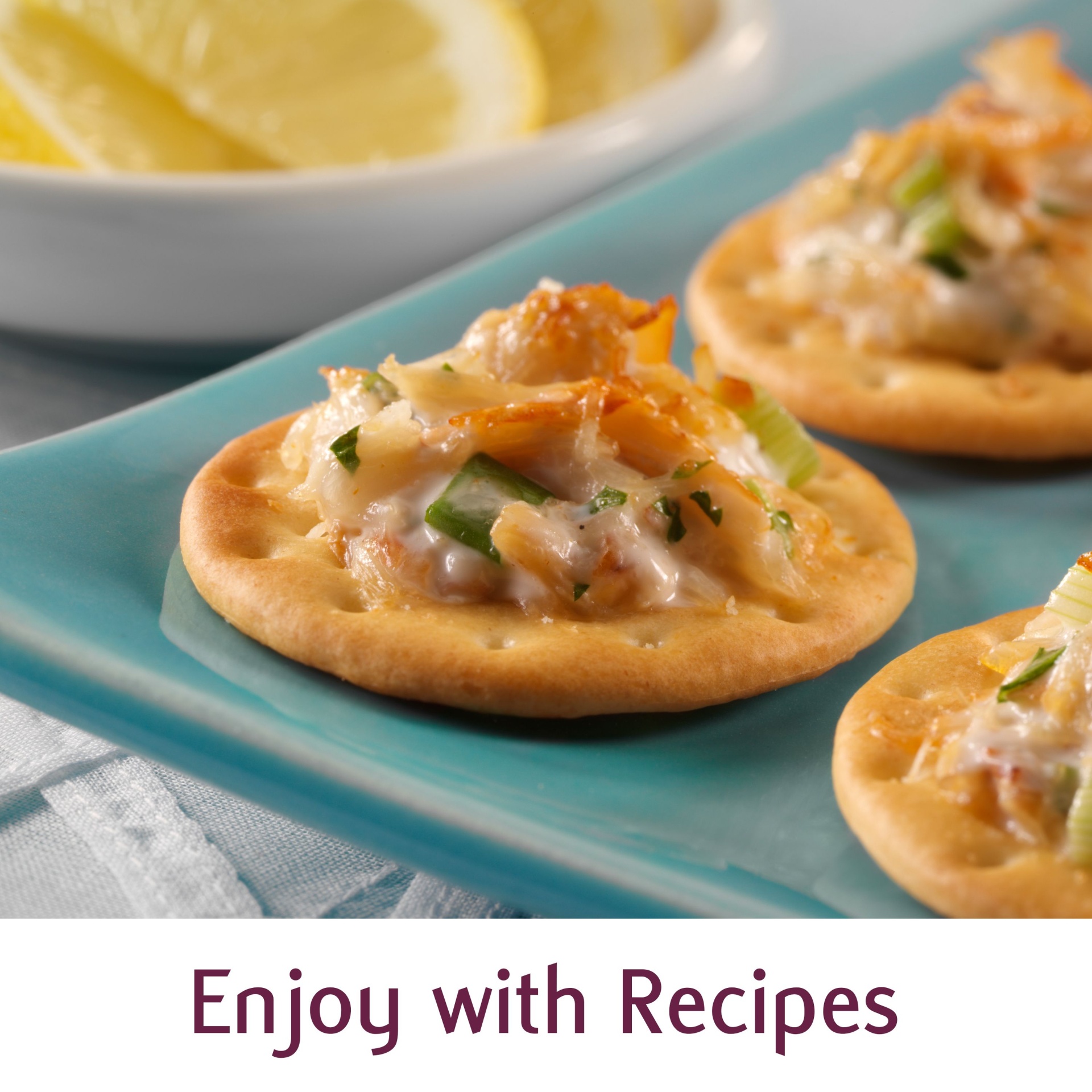 slide 5 of 7, Keebler Toasteds Buttercrisp Crackers, 8 oz