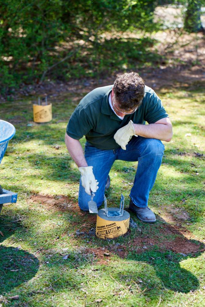 slide 5 of 5, QUIKRETE 6-in x 48-in Concrete Form Tube, 1 ct