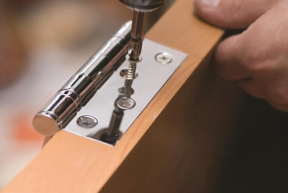 slide 2 of 2, Hillman #10 x 1-1/2-in Zinc-plated Interior Wood screws ( 50 -Per Box ), 1 ct