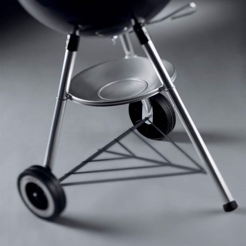 slide 2 of 6, Weber Original Kettle 22-in W Black Kettle Charcoal Grill, 1 ct