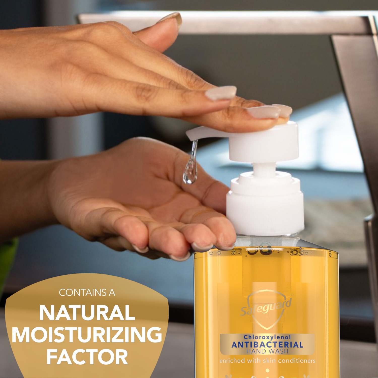 slide 4 of 8, Safeguard Antibacterial Hand Wash Sparkling Citrus Scent, 15.5oz, 15.5 oz