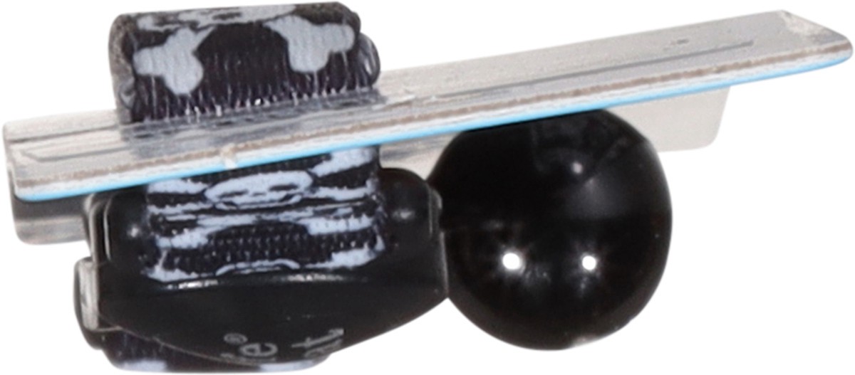 slide 4 of 12, Safe Cat Fashion Adjustable Breakaway Collar, Black Skulls, 38" x 8"-12", 1 ct