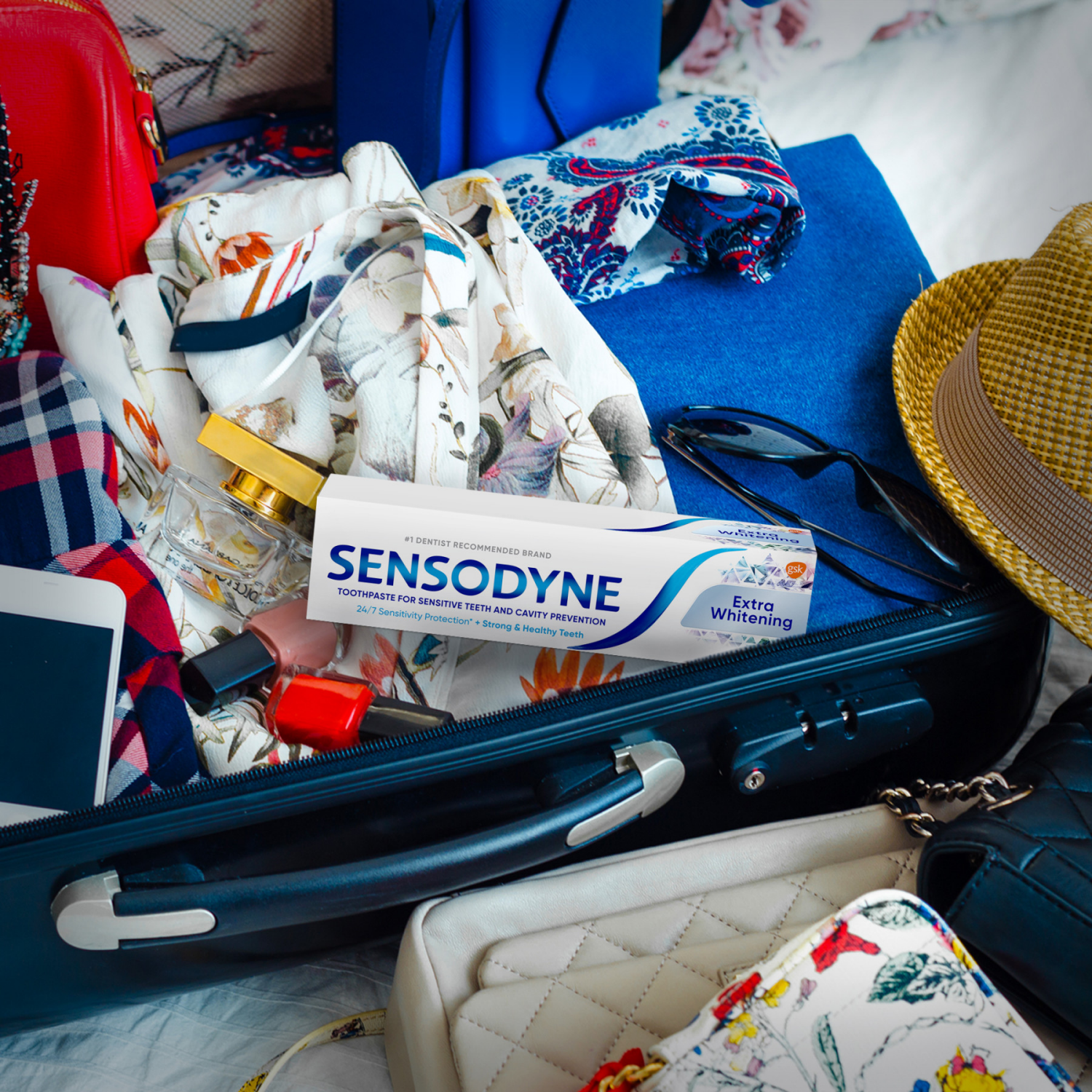 slide 3 of 8, Sensodyne Extra Whitening Toothpaste - 4oz, 4 oz