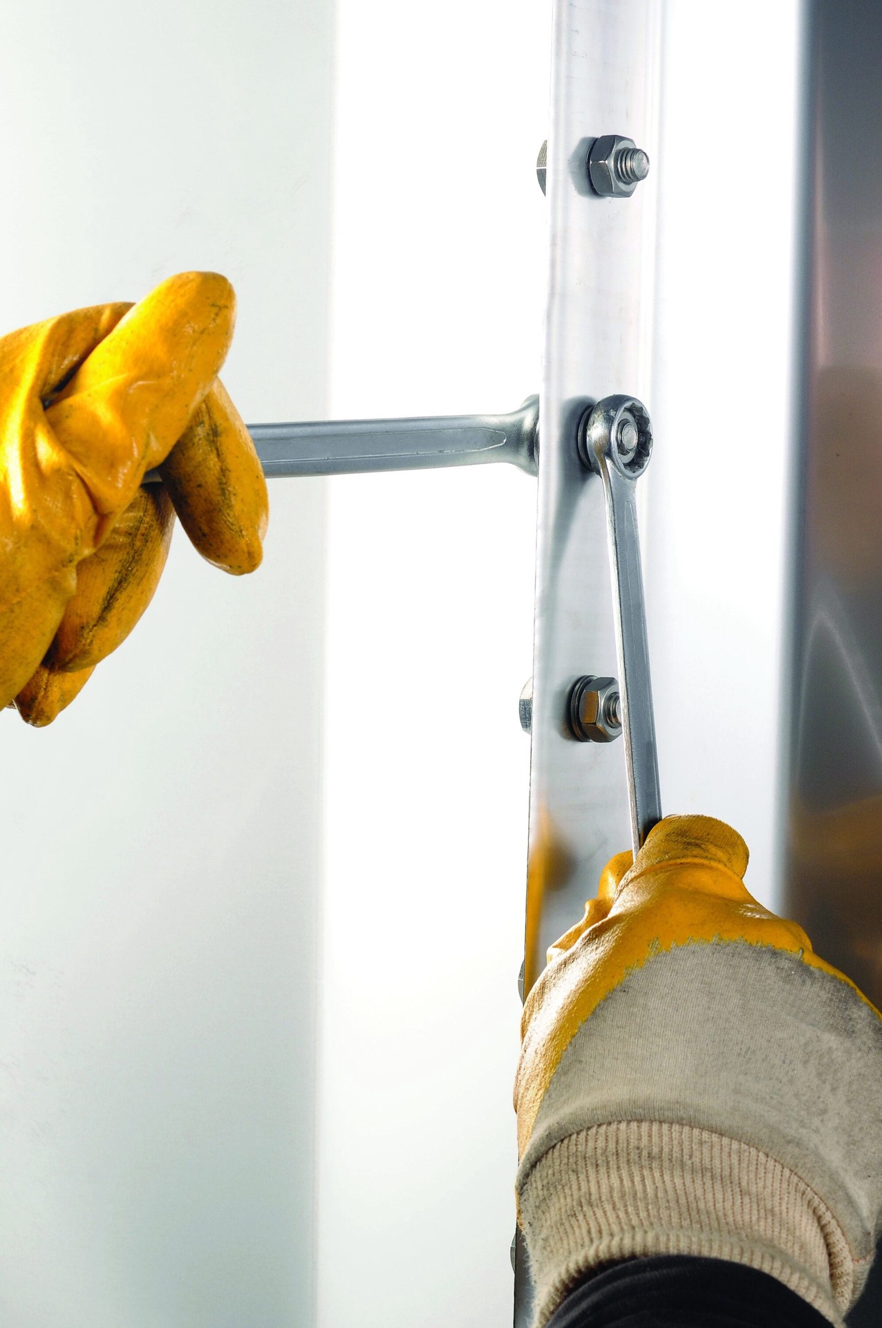 slide 4 of 6, Hillman 1/2-in x 3-in Stainless Coarse Thread Hex Bolt, 1 ct