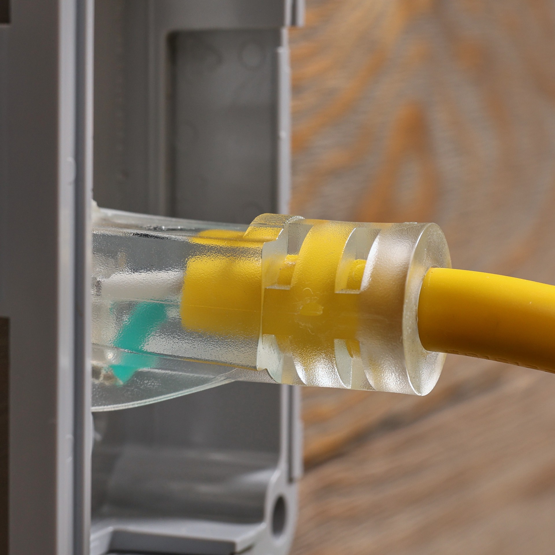 slide 2 of 6, Utilitech 25-ft 12 / 3 Heavy Duty 3 Prong Yellow Outdoor Extension Power Cord, 1 ct