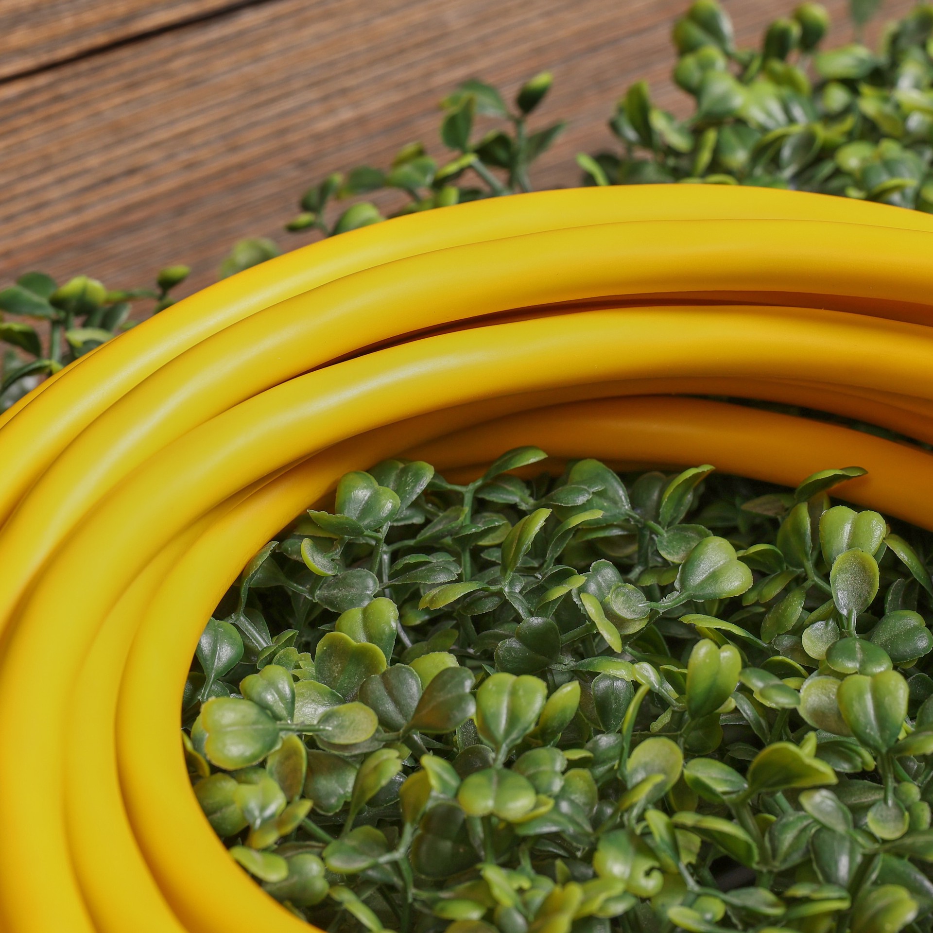 slide 6 of 6, Utilitech 25-ft 12 / 3 Heavy Duty 3 Prong Yellow Outdoor Extension Power Cord, 1 ct