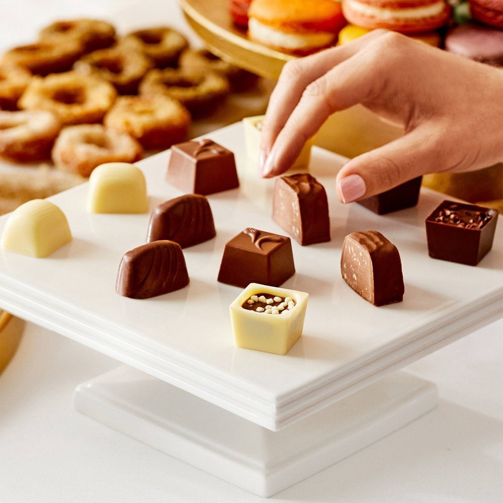 slide 4 of 9, Ferrero Fine Assorted Chocolates 6 ea, 12 pc