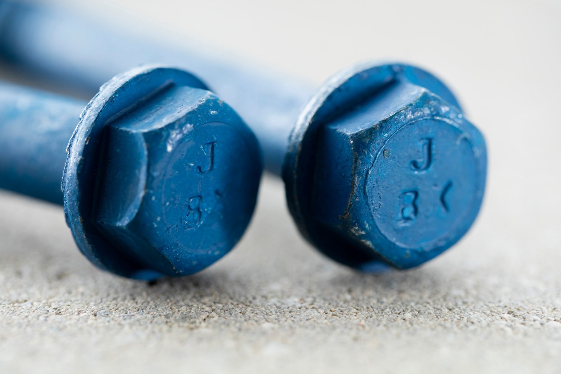 slide 4 of 6, Tapcon 3/16-in x 2-3/4-in Concrete Screw Anchors 8-Pack, 1 ct