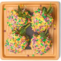 H-E-B Bakery Gourmet White Chocolate-Dipped Strawberries - Fruity Candy