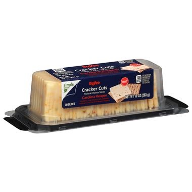 slide 1 of 1, Hy-Vee Cracker Cuts Carolina Reaper Cheese Slices, 1 ct