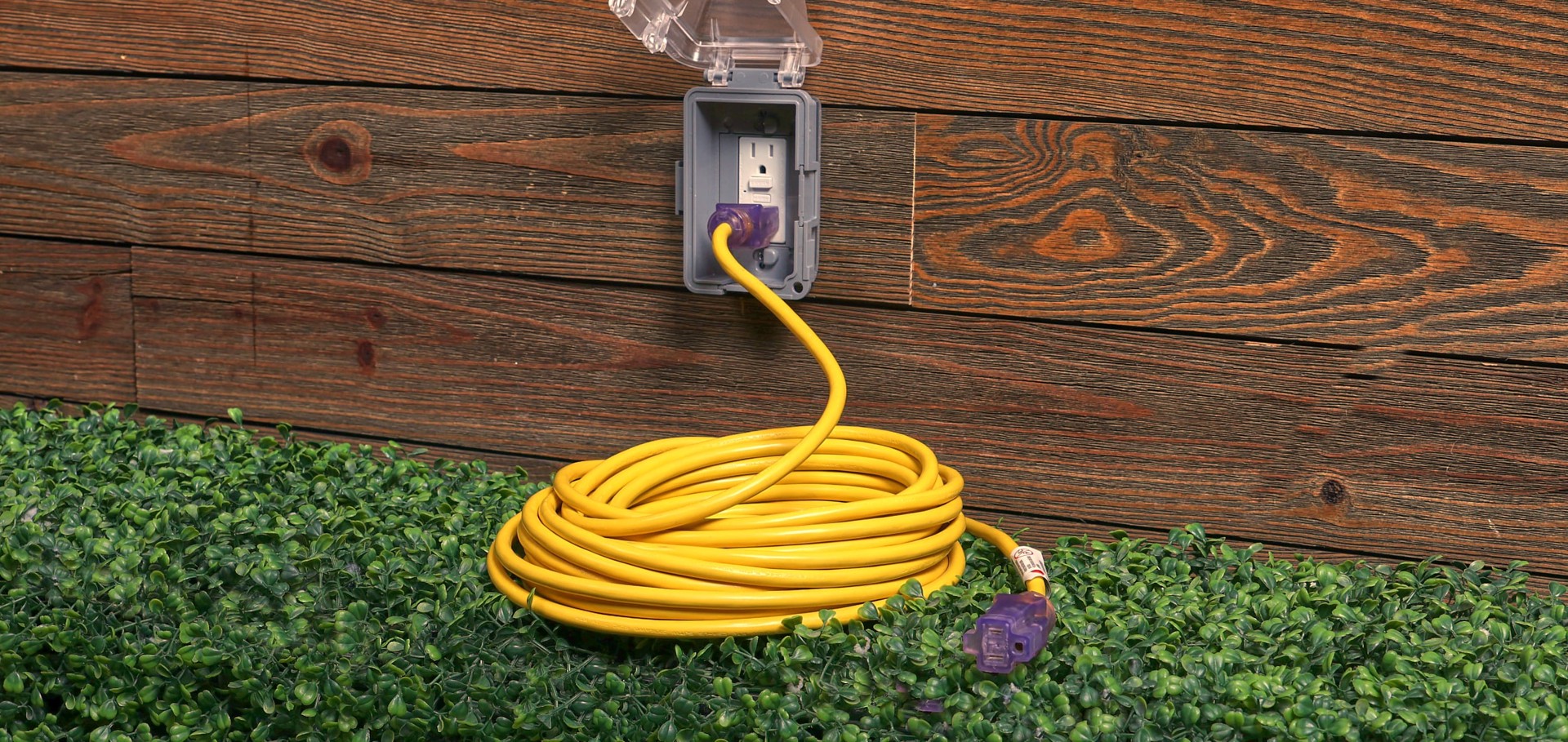 slide 3 of 6, Utilitech 50-ft 14 / 3 Medium Duty 3 Prong Yellow Outdoor Extension Power Cord, 1 ct