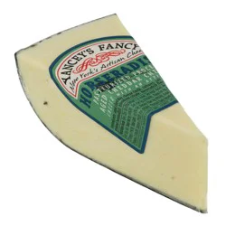 Yancey's Fancy Horseradish Cheddar Cheese