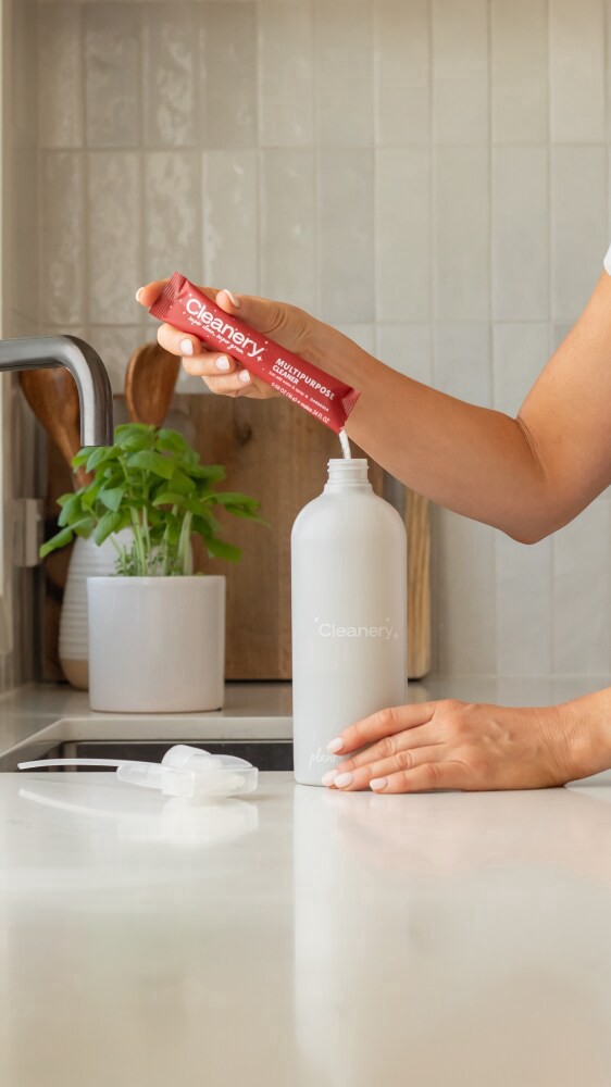 slide 5 of 5, Cleanery Mp Cleaner Spray Rfl Gardenia - 0.58 OZ, 0.58 oz