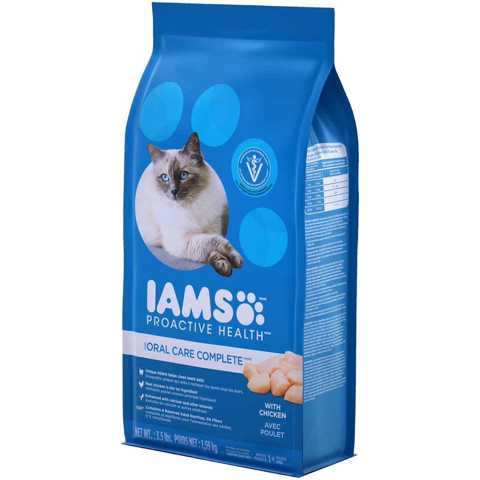 slide 3 of 9, IAMS ProActive Health Oral Care Complete Cat Food With Chicken, 3.5 lb