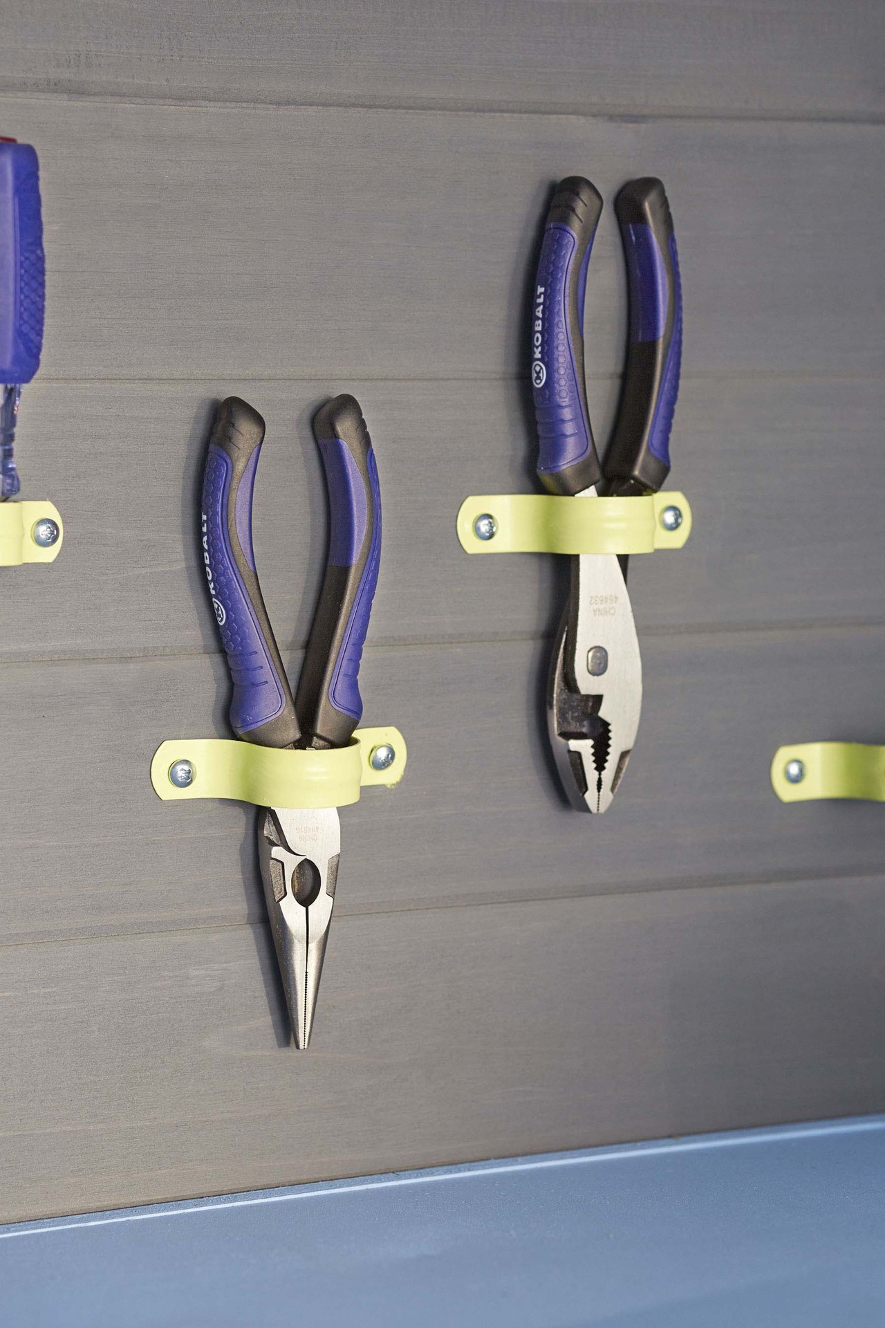 slide 2 of 2, AMERICAN VALVE 10 -Pack 1/2-in to 1/2-in dia Galvanized 2-hole pipe strap, 1 ct