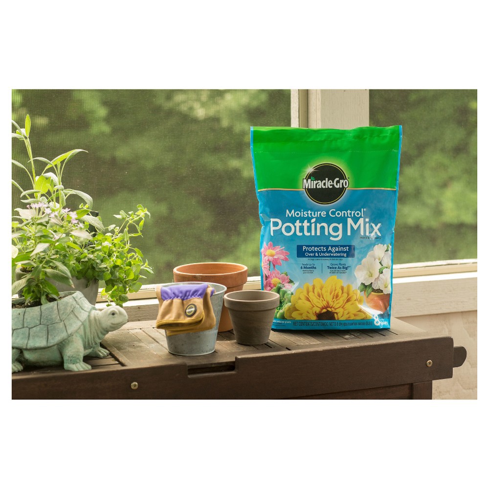 slide 2 of 5, Miracle-Gro Moisture Control Potting Mix 8 qt, 8 qt