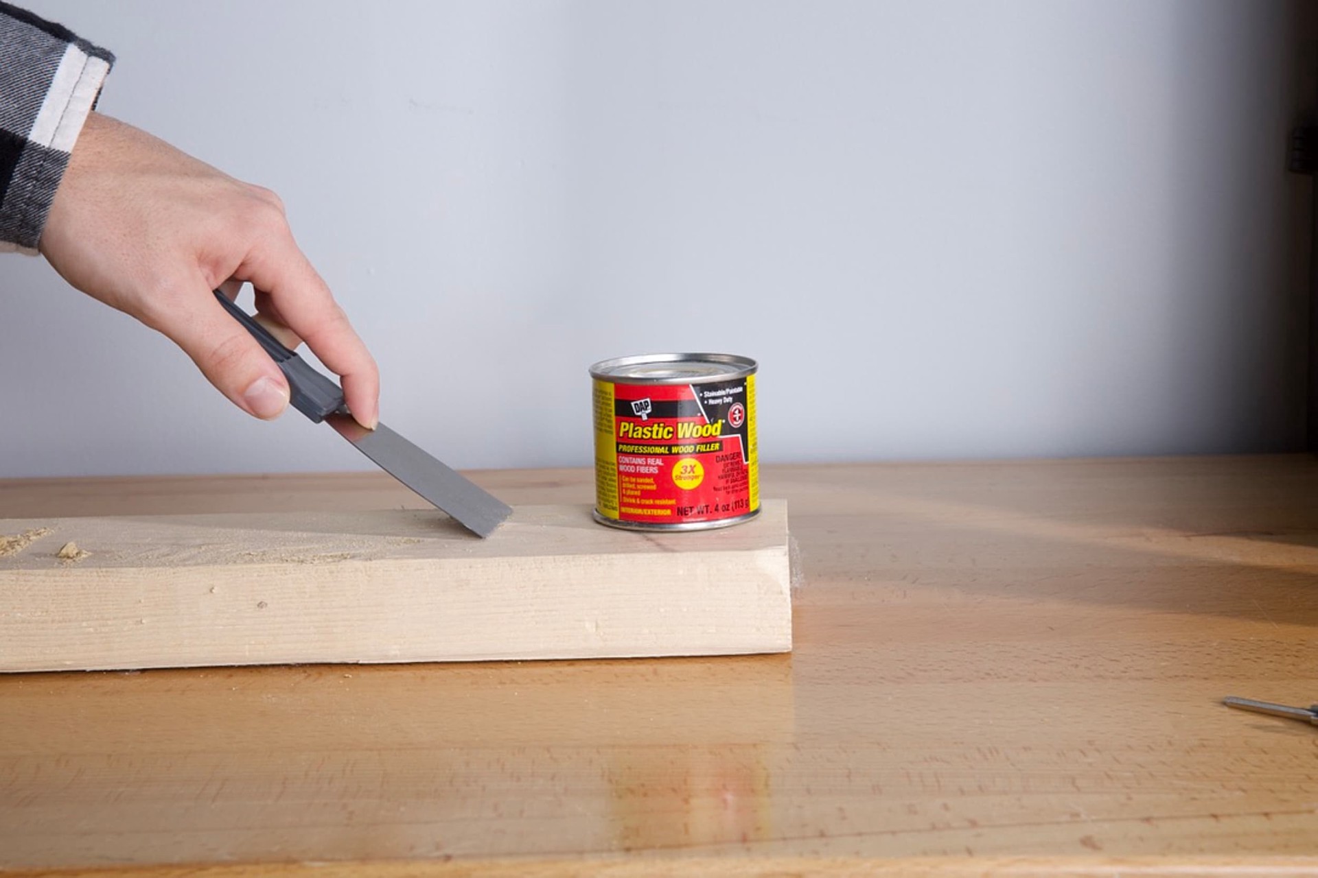 slide 3 of 6, Dap Plastic Wood Professional Wood Filler - Natural, 4 oz