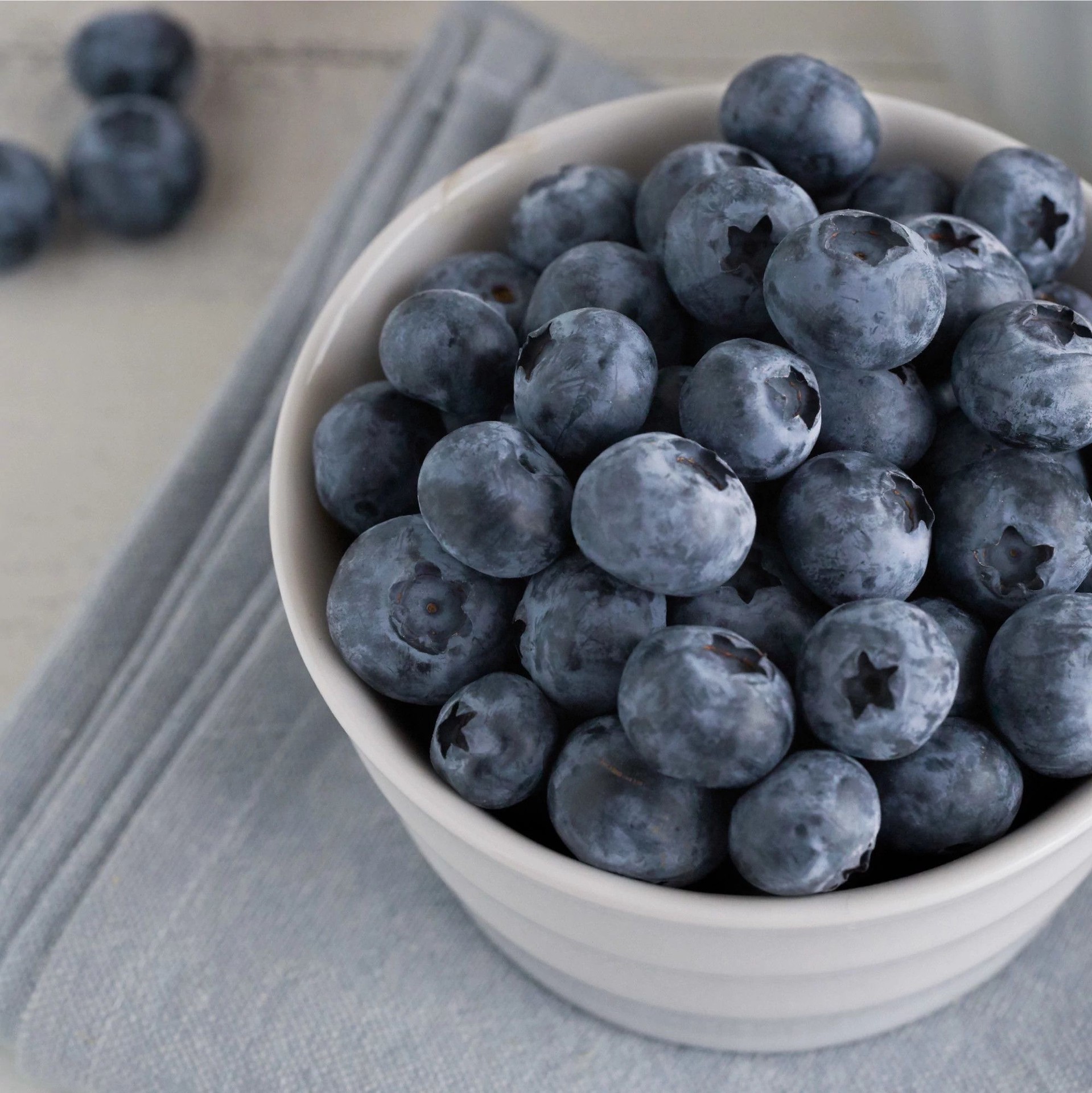 slide 1 of 5, Driscoll's Blueberries, Fresh Blueberries, Conventional, 11 oz., 11 oz