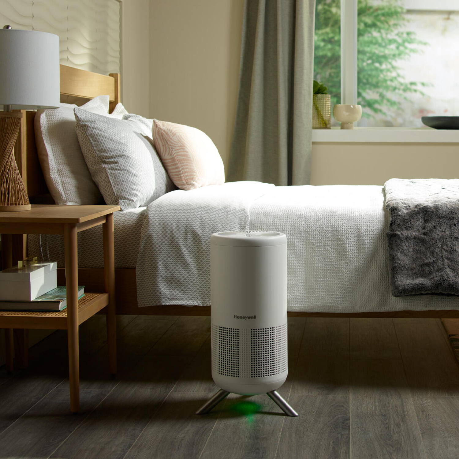 slide 7 of 8, Honeywell Designer Series HEPA Tower, 190 sq ft