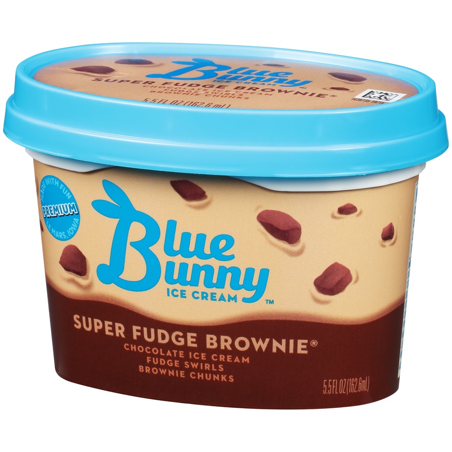 slide 3 of 8, Blue Bunny Super Fudge Brownie Ice Cream, 5.5 fl oz