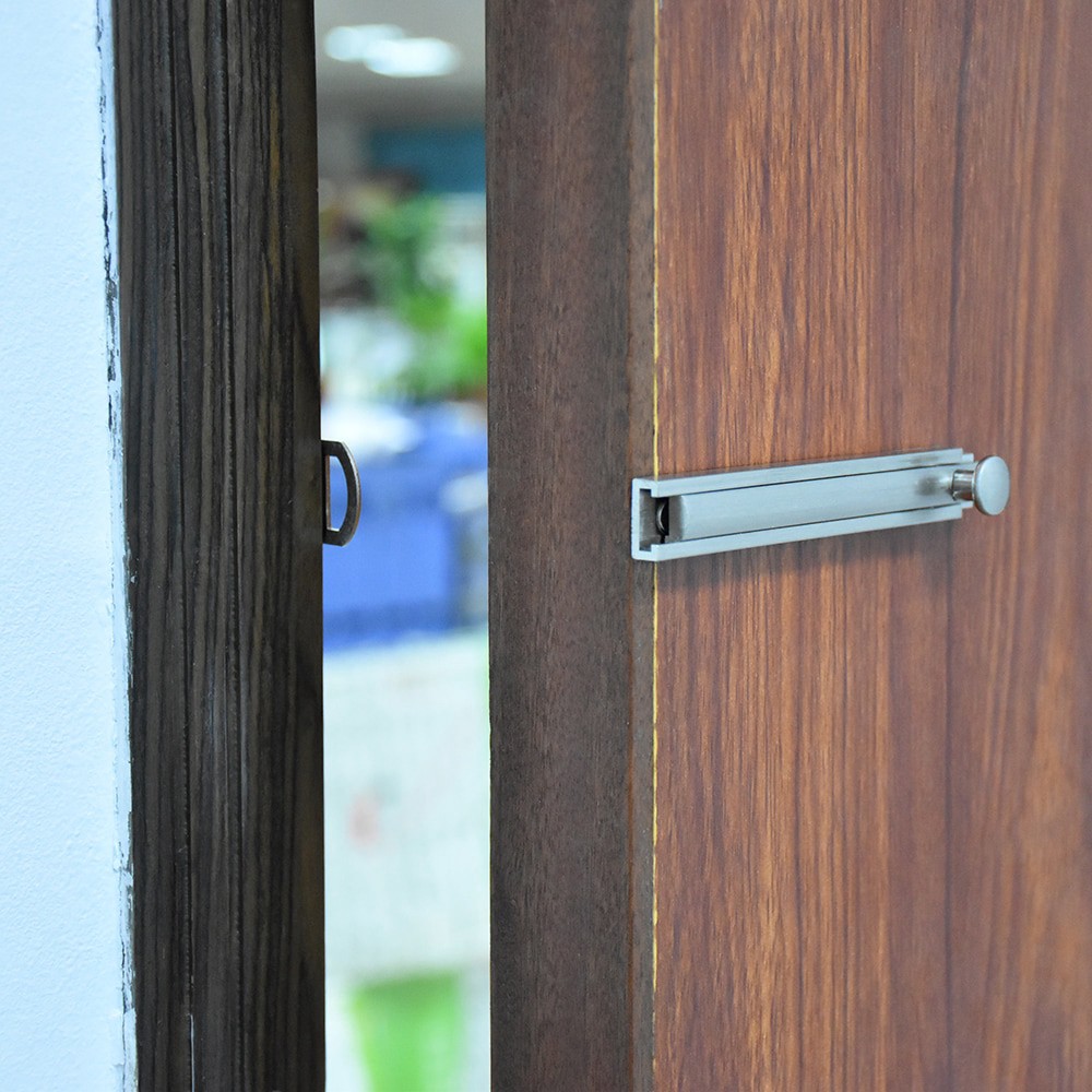 slide 4 of 6, RELIABILT 4-in Gloss Chain Guards, 1 ct