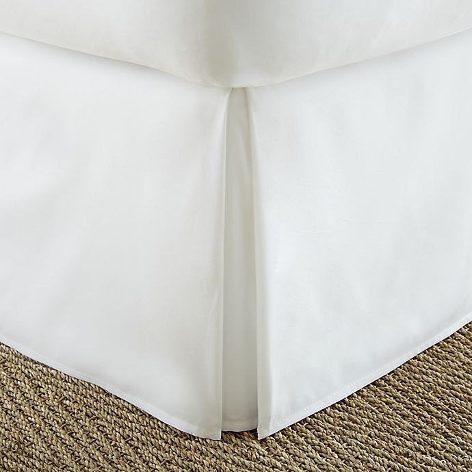 slide 1 of 1, Home Collection Pleated King Bed Skirt - White, 1 ct