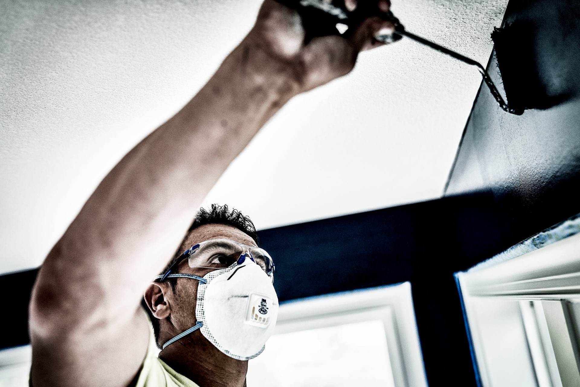 slide 6 of 6, 3M White P95 Multi-Purpose Valved Respirator 2 -Pack, 1 ct