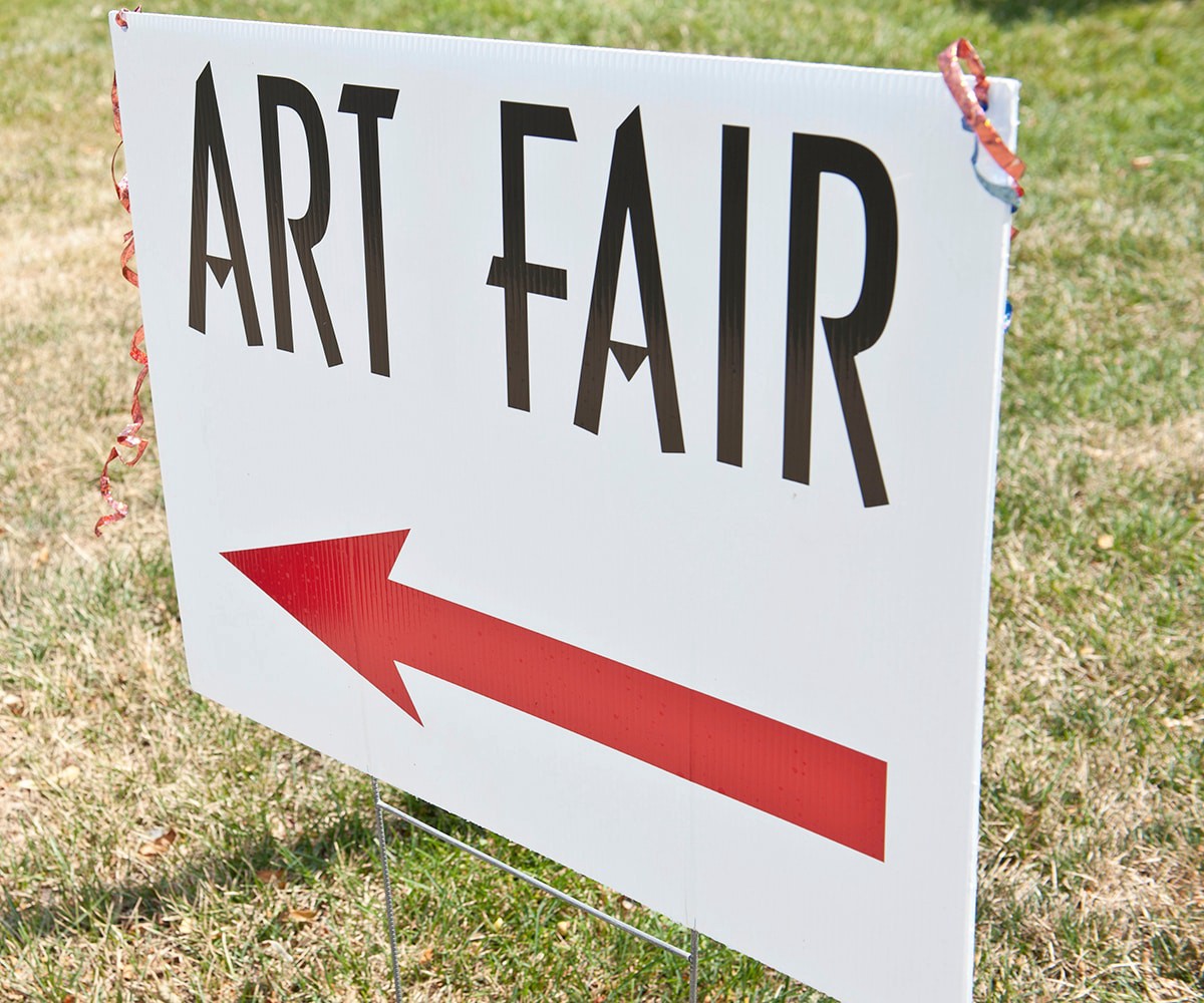 slide 4 of 5, PLASKOLITE 0.157-in T x 30-in W x 36-in L White Corrugated plastic Sheet, 1 ct