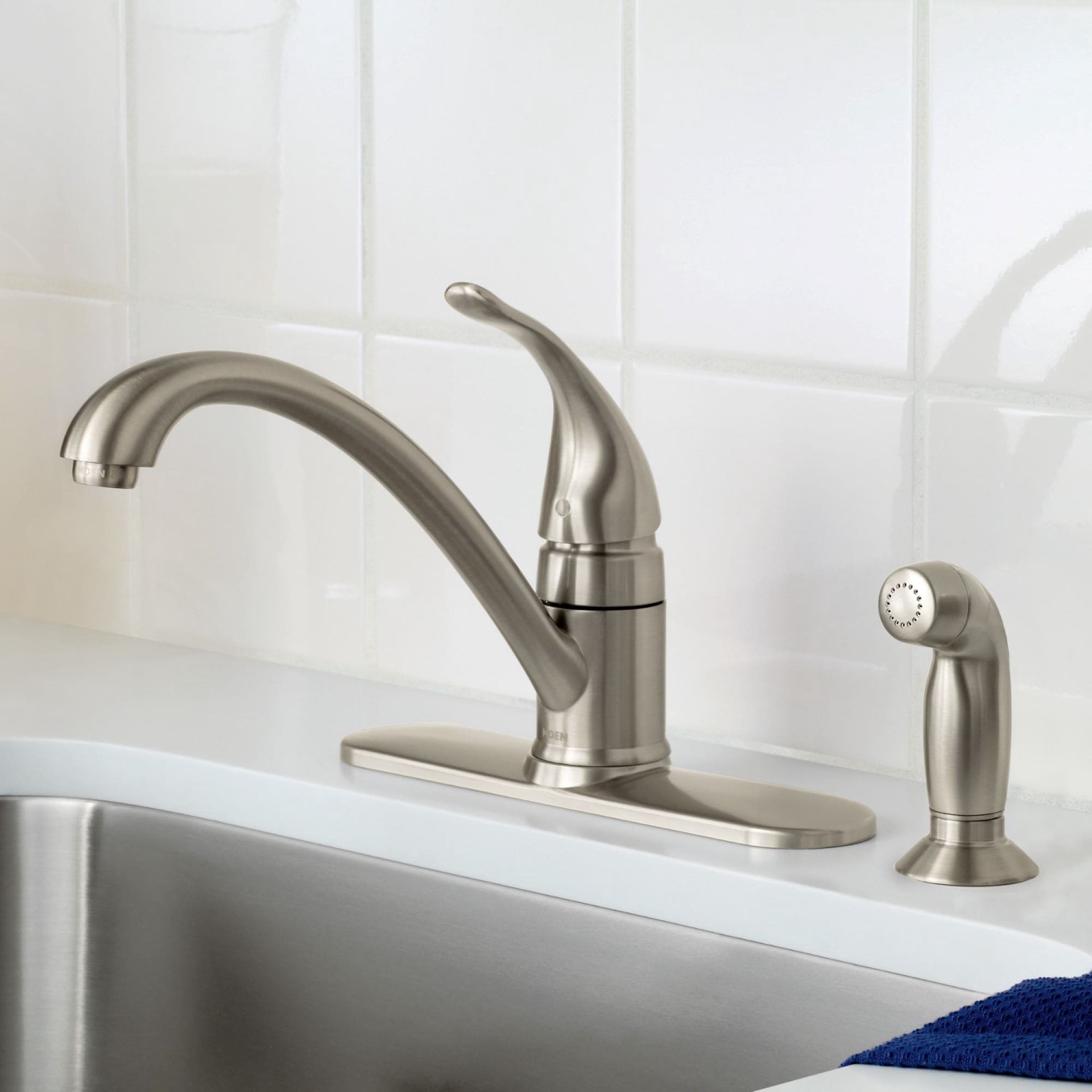 slide 1 of 6, Moen Torrance Spot Resist Stainless Single Handle Deck-mount Kitchen Faucet with Sprayer (Includes Deck Plate) (Includes Side Sprayer), 1 ct