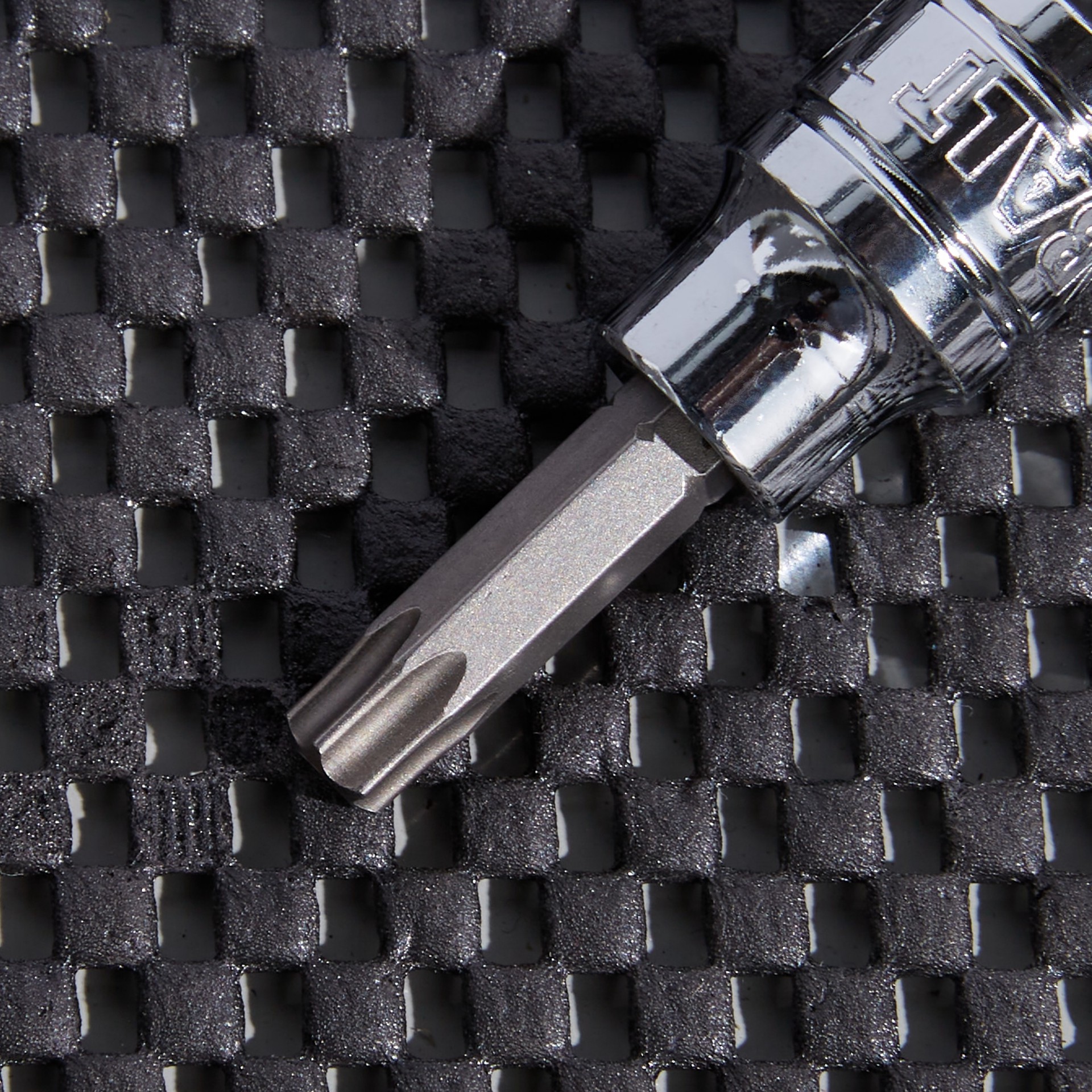 slide 4 of 6, Kobalt 3/8-in Drive T40 Torx Bit Driver Socket, 1 ct